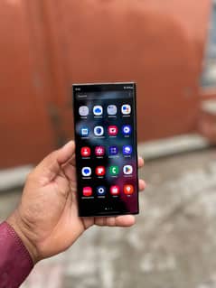 s22 ultra 8gb128gb with original charge pta approved