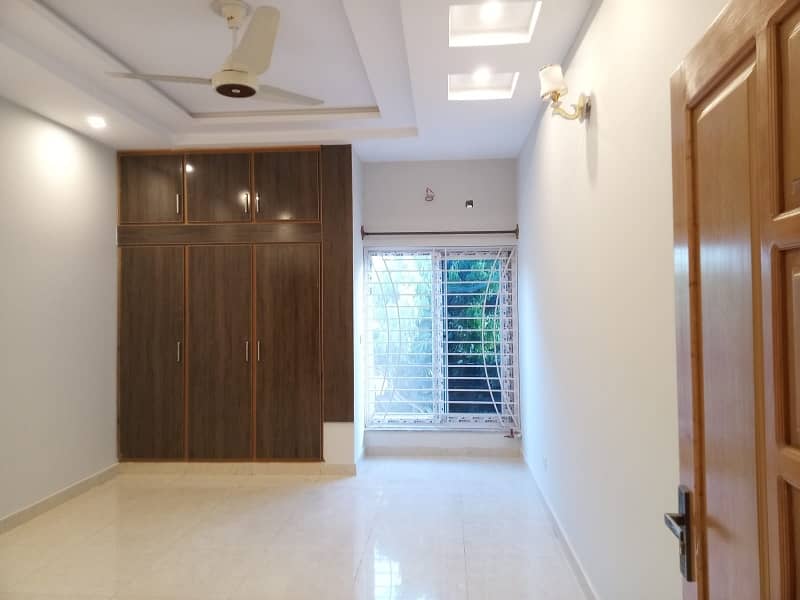 Get In Touch Now To Buy A Upper Portion In I-8 8