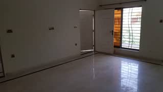 3 MARLA HOUSE FOR RENT IN VINUS