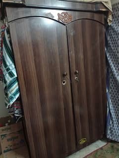 3 Almaries Drawers