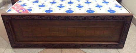 king size bed with side tables.