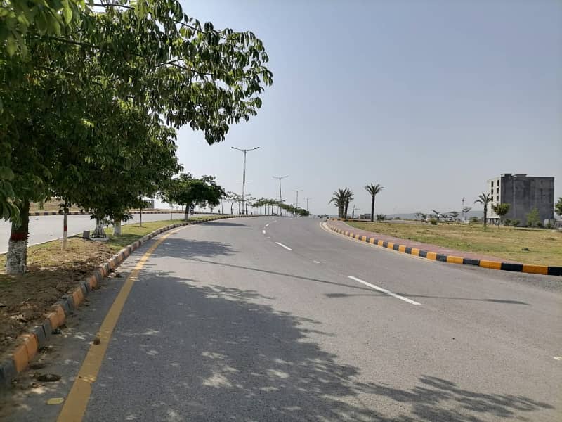 Plot Number: 1423 in Block C in MPCHS Multi Gardens B-17 Islamabad. 26