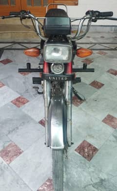 United (2013) Motorcycle. . .