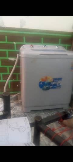 Toyo washing machine  with dryer