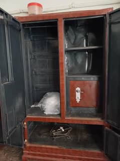 Iron wardrobe