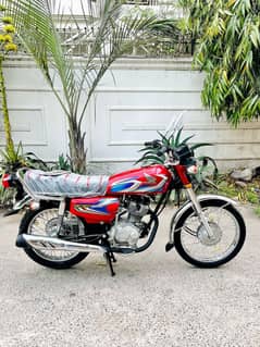 Urgent sale_2022 Honda 125 / Lahore Registered/