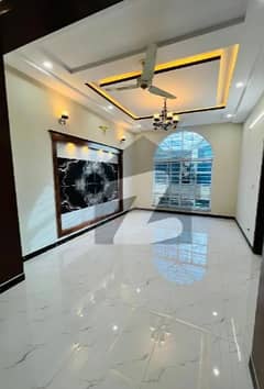 10 MARLA 35x70 BRAND NEW LUXURY HOUSE FOR Rent PRIME LOCATION G13 ISB