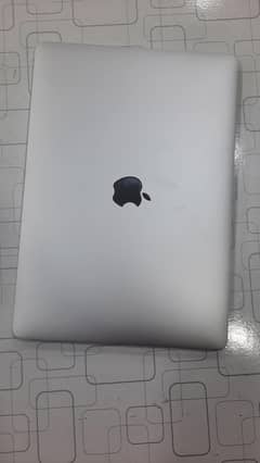 MacBook Pro 2017 - 13 inch (No Touch Bar)