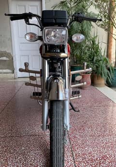 Honda 125 golden edition