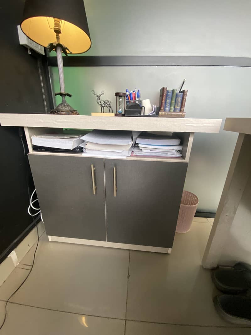 Office table 4 by 2.5ft with side shelf 1