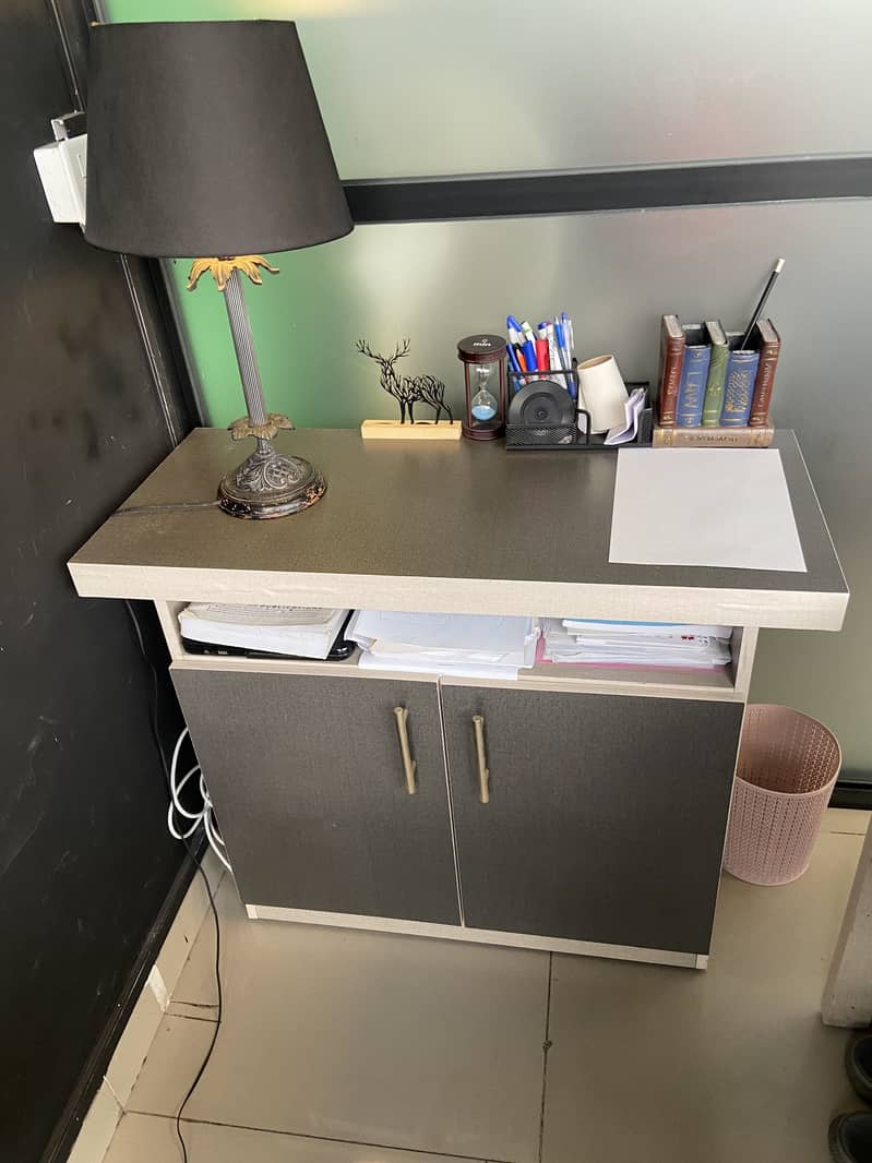 Office table 4 by 2.5ft with side shelf 2