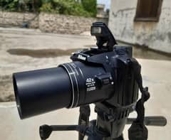 Nikon P510 with Tripod