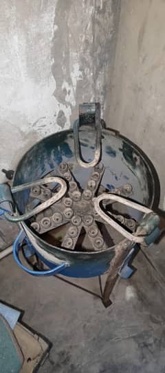Angathi with stand stove