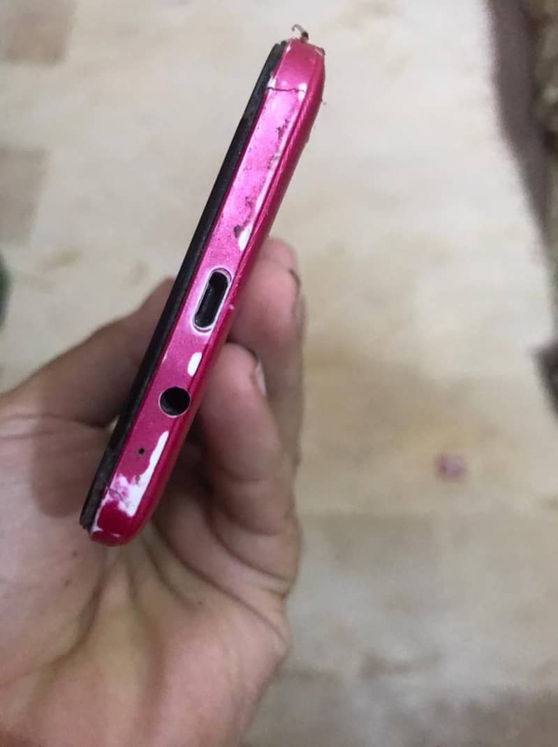 tecno spark 4 lite condition 10/8 pta a sy on h 2