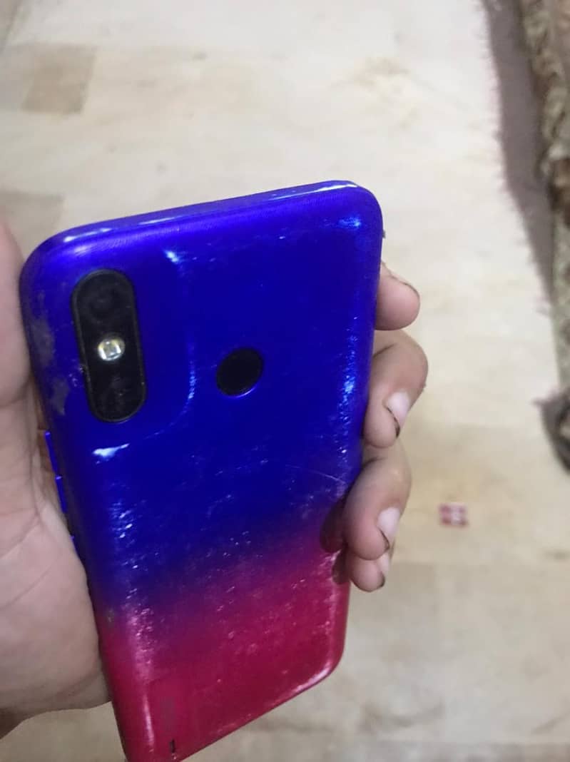 tecno spark 4 lite condition 10/8 pta a sy on h 9