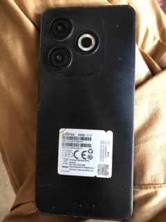infinix smart 8 4 GB ram 64 gb memori  set and charger