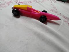 car pen