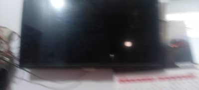 Samsung LCD h chota speaker sth h results perfect h urgent sell krni h