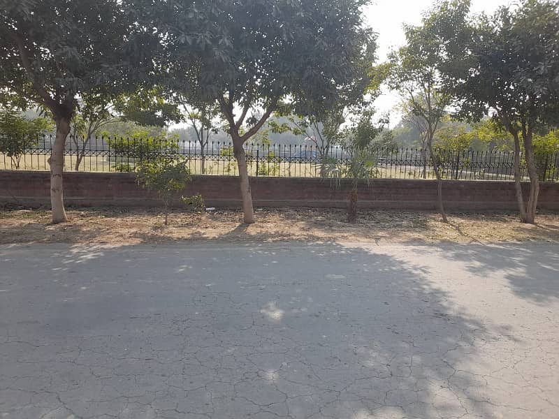 10 Marla Extension Plot for Sale in Engineers Town Block C2, Lahore Affordable & Ideal Location 4
