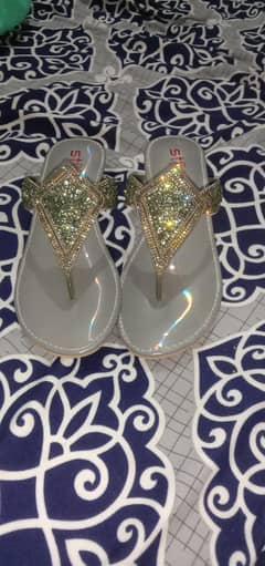 stylo branded slipper size  8 no