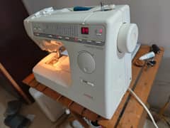 SINGER COMPUTER 7900DX
