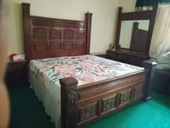 Bed, dressing table and Divider for sale