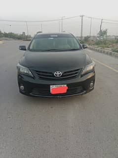 Toyota carolla neat and clean model 2009/2011