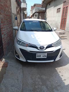 Toyota yaris cvt 1.3 Automatic