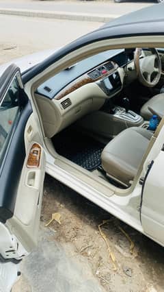 Mitsubishi Lancer 2004 GLX automatic 1.3