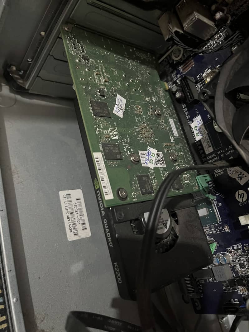 Nvidia quadaro k2200 DDR5 (4gb) graphics card 1