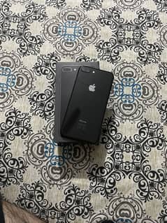 Iphone 8 plus 64gb non pta with box waterpack phone hy