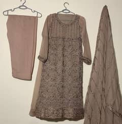 ready to wear decent dress for wedding and party