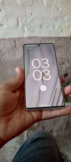 google pixel 7 pro 9/10  condition