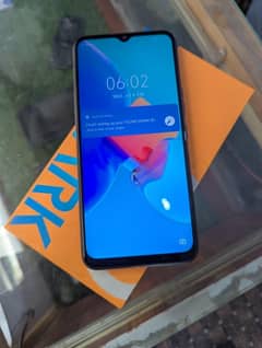 Tecno spark 8c