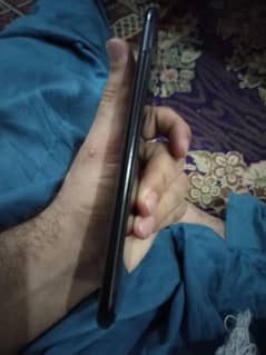 Honor 8c 128 /4