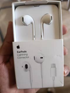 EarPods Lighting Connector