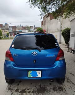 Toyota Vitz 2013
