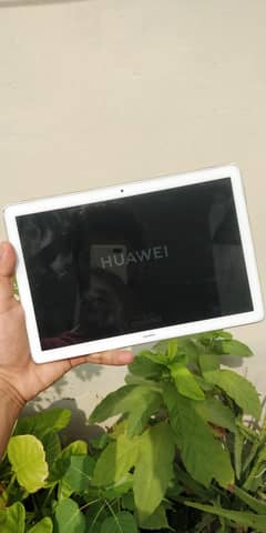 Selling Huawei Media Pad T5