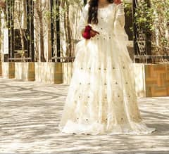 Off white long Maxi ( one time use only )