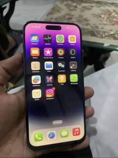 iPhone selling
