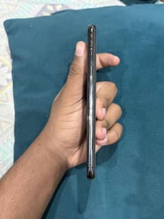 Iphone Xs max, 256gb, factory unlocked non pta, total genuine