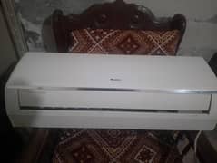 gree ac 1 ton lomo 4 no repair excellent condition and working