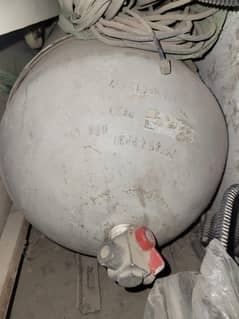 LANDIRENZO CNG CYLINDER AND KIT