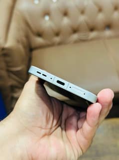 Oppo find x8 16/256 official PTA