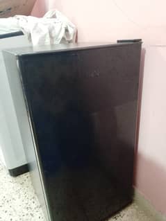 Haier Room Fridge HR 136B single door