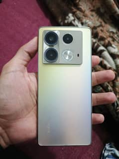 infinix note 40 only mobile and back cover in warrnty