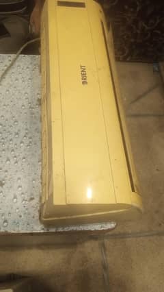 1 ton orient ac bilkult thk ha only whatsap context 03244898148