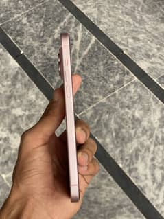 iPhone 15 +