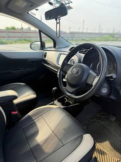 Toyota vitz  total genuine paint