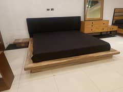 beautiful low profile Japanese style bed